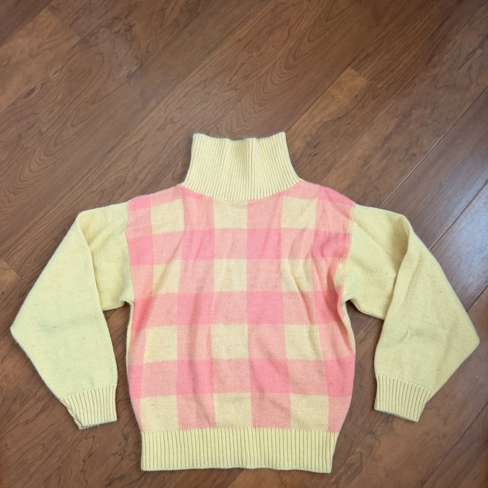 Vintage Wrangler Checkered Turtleneck Sweater USA Made M Pink